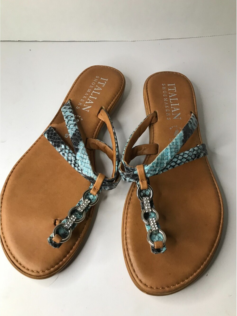 Italian Shoemakers Wedge Sandals size 9  Slip On Thong Made In Italy